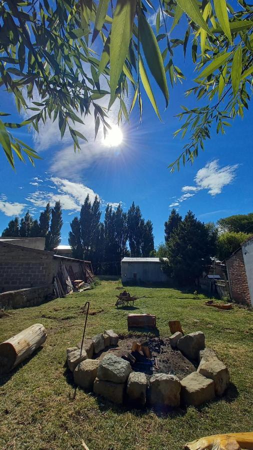 Hostel Yatel El Calafate Ngoại thất bức ảnh