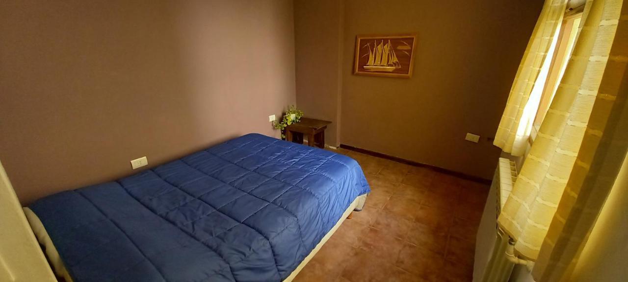 Hostel Yatel El Calafate Ngoại thất bức ảnh