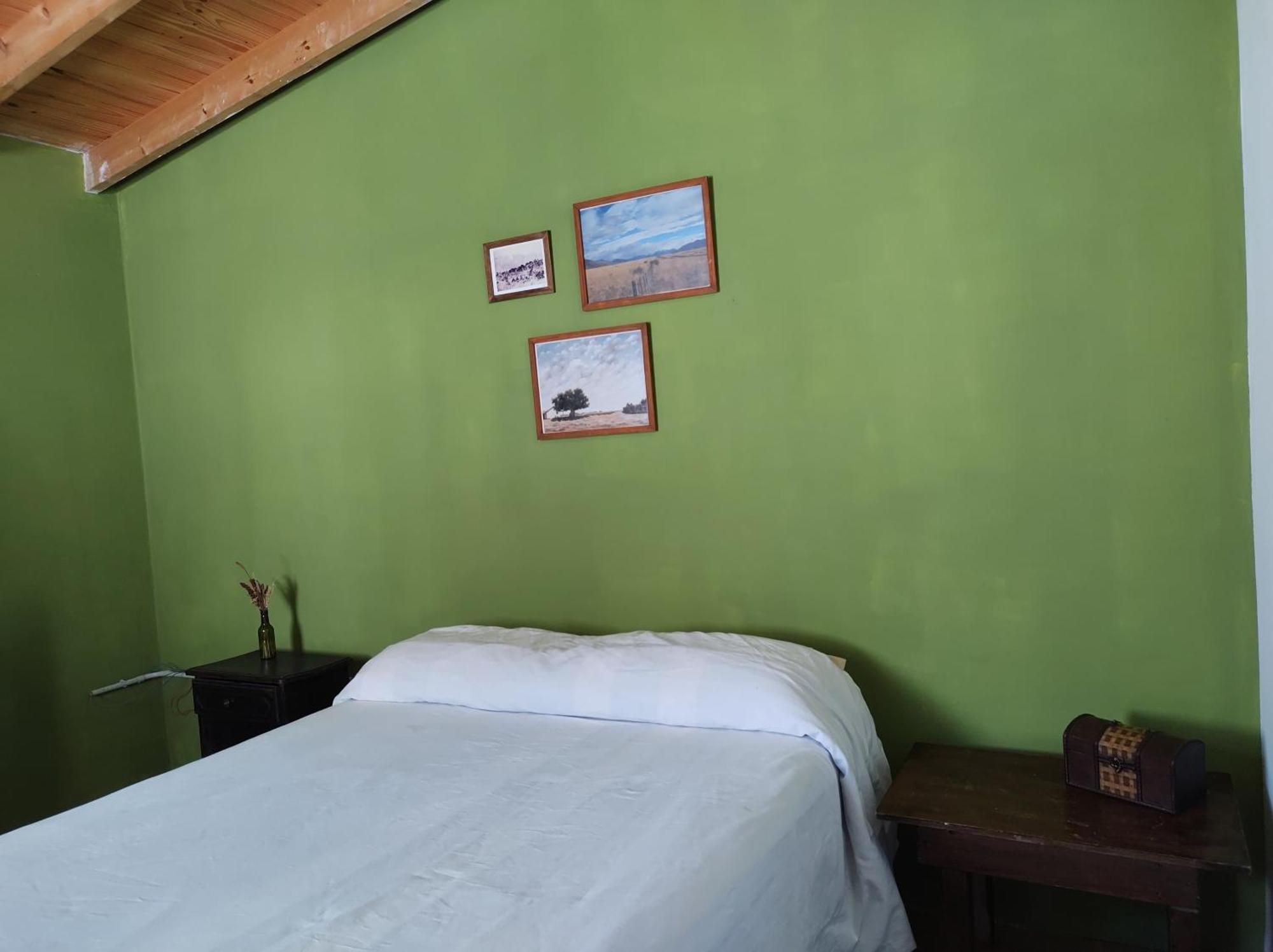 Hostel Yatel El Calafate Ngoại thất bức ảnh