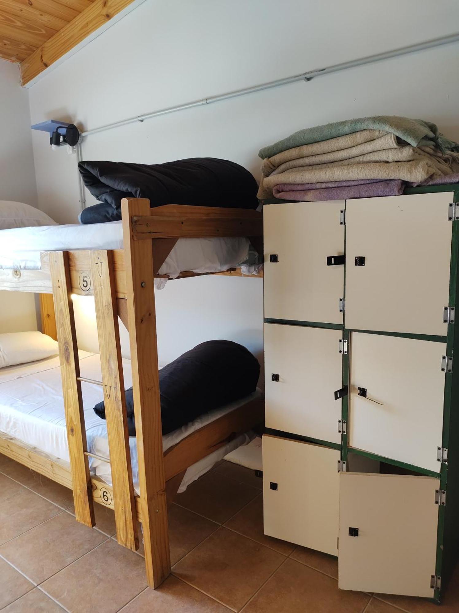 Hostel Yatel El Calafate Ngoại thất bức ảnh